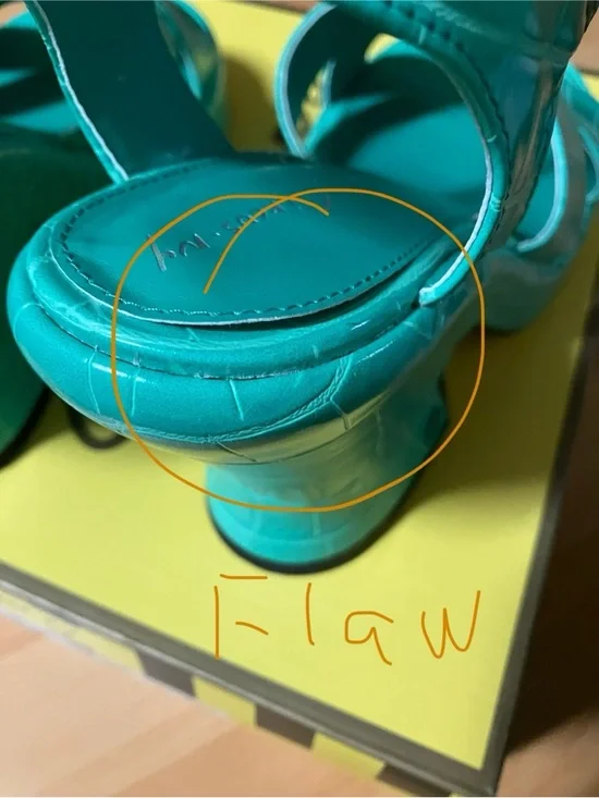 Circus by Sam Edelman Turquoise Croc Platform Sandals with Buckle Detail: Size 7 - Picture 4 of 7